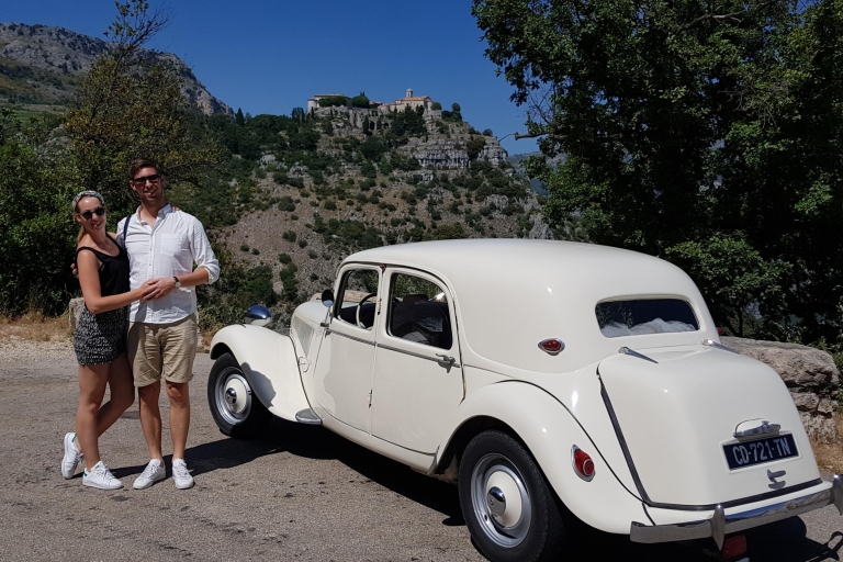 Private Half-daagse tour van de Franse Riviera in een Vintage CarTour met Cannes & Antibes Area Pick-Up Service