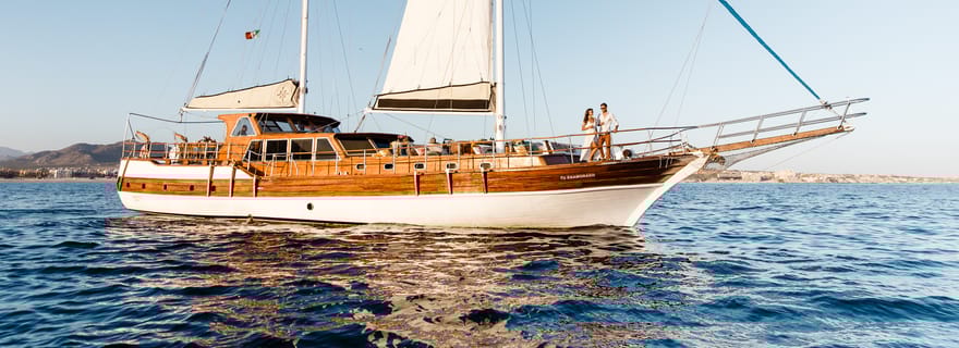 Cabo : Croisière de plongée en apnée sur un yacht de luxe avec déjeuner et open bar