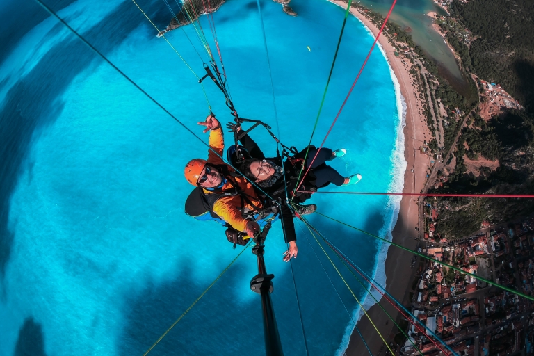 From Fethiye: Tandem Paragliding with Hotel Pickup