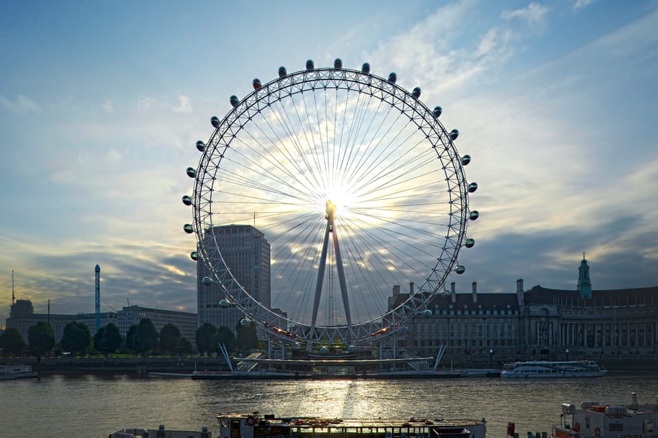 Is the London Eye Champagne Experience worth it? - Hannah on Horizon