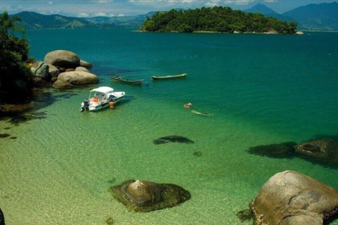 Idyllische Inseln Private Speedboat Tour in ParatyParaty: Idyllische Inseln Private Speedboat Tour