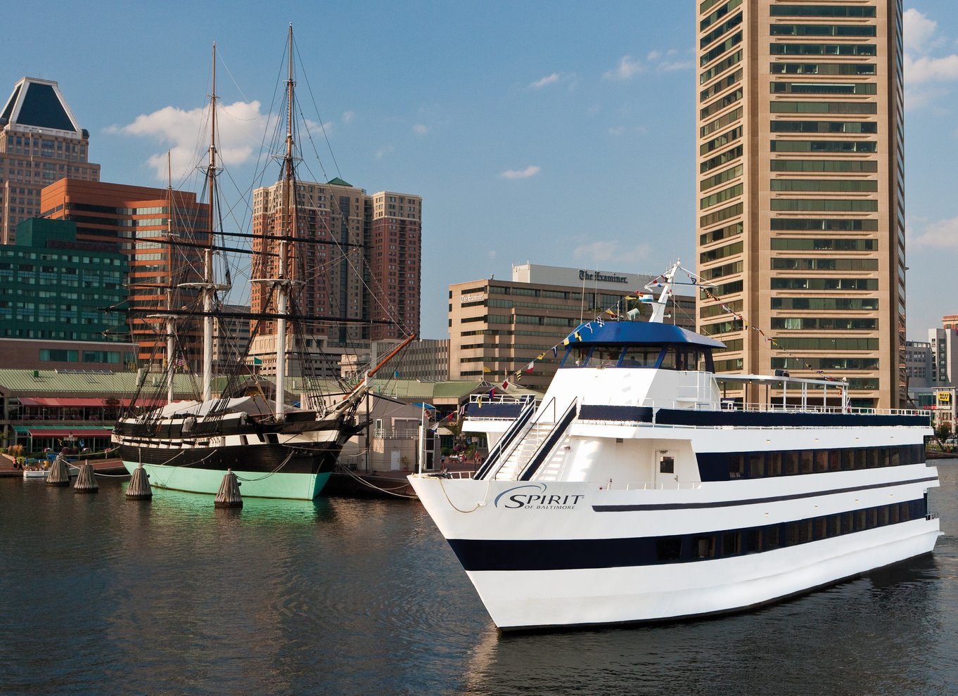 Baltimore: Inner Harbor Buffet Brunch, Frokost eller Middag