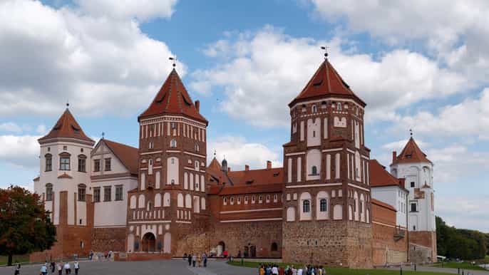 from minsk mir castle private tour