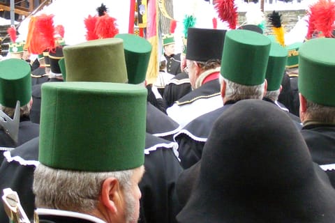 From Dresden: Christmassy Day Trip to the Ore Mountains
