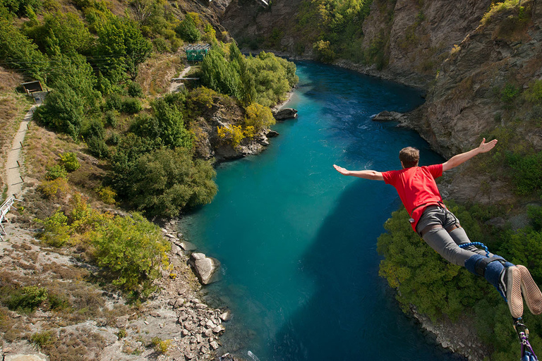 Queenstown: Kawarau Bridge Bungy - World's First Bungy! Bungy Bus - Return transfers to the Kawarau Bungy Centre!