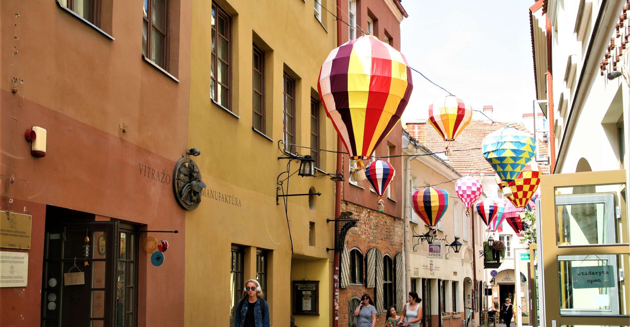 Vilnius, entonces y ahora tour privado por el casco antiguo - Hizvo