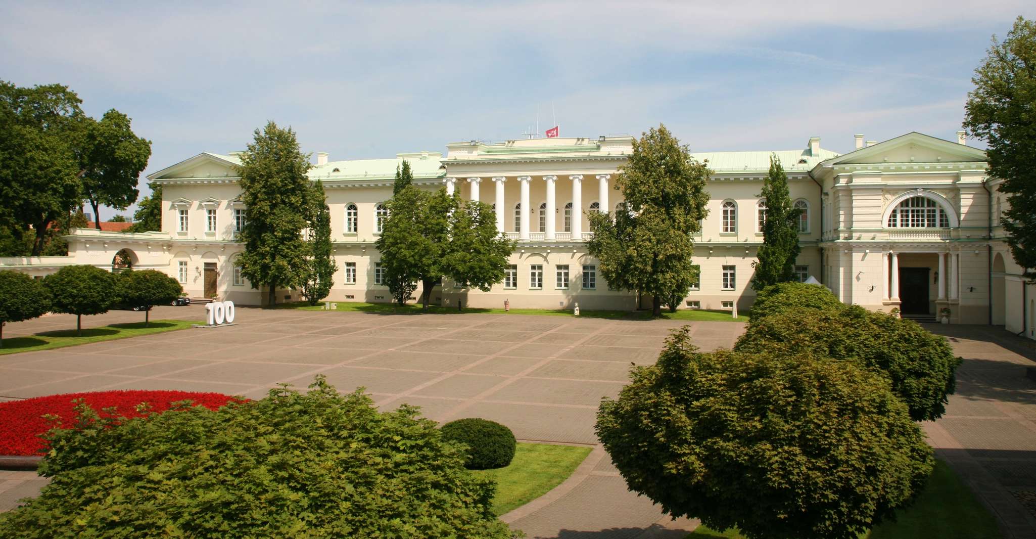Vilnius, entonces y ahora tour privado por el casco antiguo - Hizvo