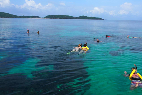 Phuket to Phi Phi Full-Day Luxury Speed Boat Charter Phuket: Private Full-Day Speed Boat Charter