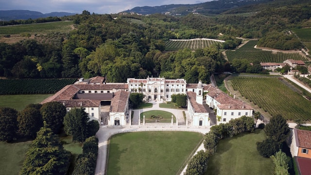 Visit Valpolicella Amarone Chateau Guided Tour and Wine Tasting in Verona