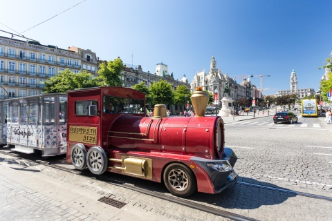 Porto: Przejazd pociągiem, rejs statkiem i wizyta w winnicyPorto: Przejazd pociągiem, rejs statkiem, winnica i lunch