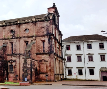 Old Goa: Walking Tour of Heritage Churches