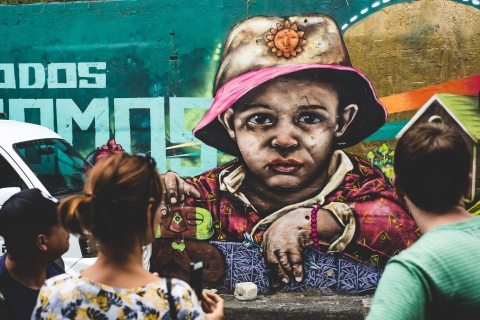 Medellín: Graffiti w dzielnicy Comuna 13 z przewodnikiemWycieczka w j. angielskim
