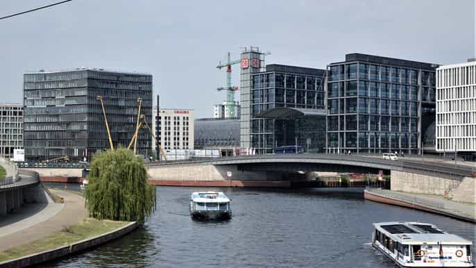 berlin combo package city tour spree boat tour