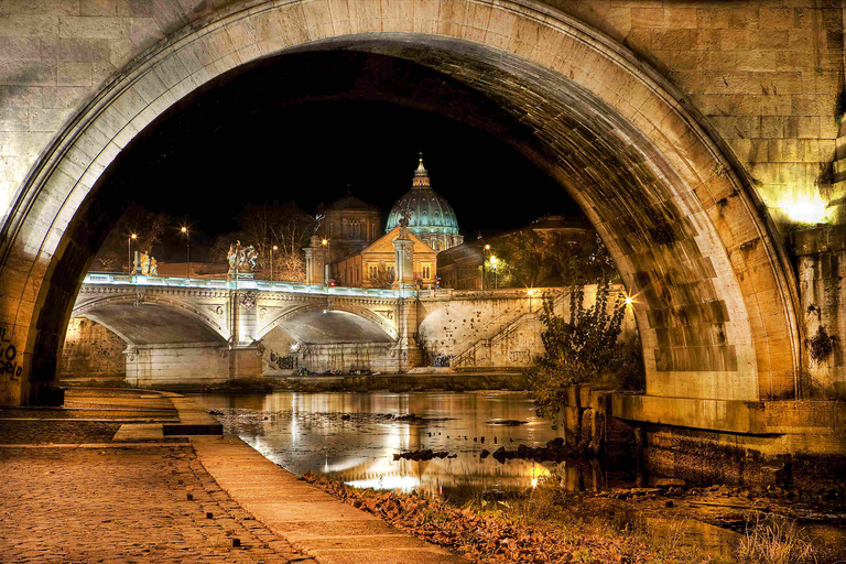 Rome: visite nocturne de 2 heures en voiturette de golf