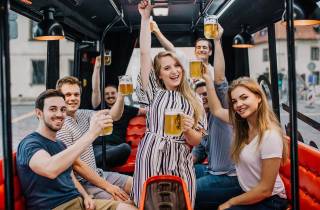 Prag: Tour im Party-Bier-Bus