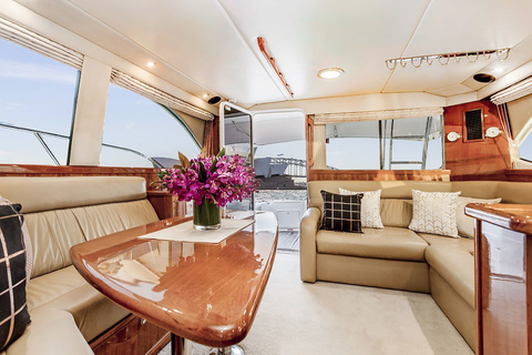 Sydney Harbour: Luxury Multi-Stop Lunch Cruise