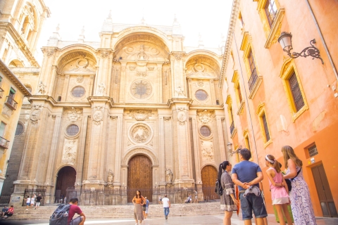 Granada: rondleiding door de kathedraal en de koninklijke kapel van 3 uurGranada: rondleiding door de kathedraal en de koninklijke kapel van 3 uur in het Spaans