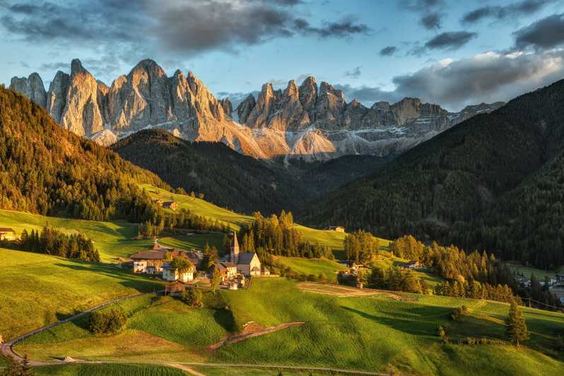 guided hiking tours dolomites
