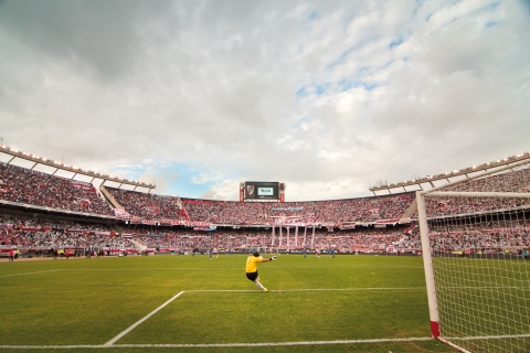 Buenos Aires: Bilety na mecze piłki nożnej z transferemFotele boczne stadionu Racing Club