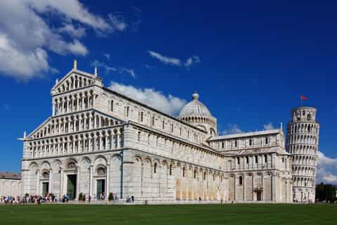 Livorno: Pisa Pasta and Wine Experience