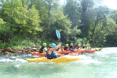 Bovec: medio día de viaje en kayak por la Soča