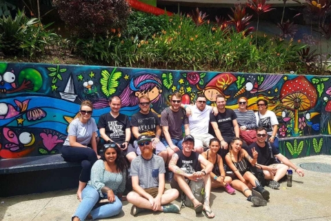 Medellín: graffiti-tour door Comuna 13 met een lokale gidsTour in het Spaans