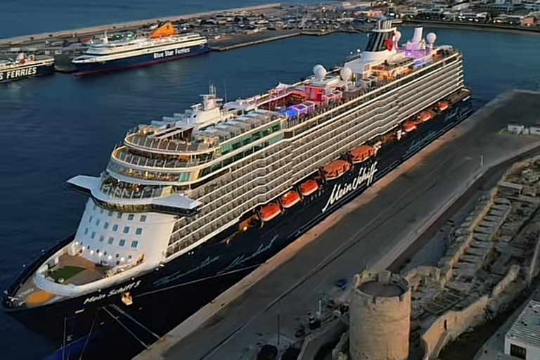 Katakolo: Ancient Olympia Tour with Food and Drinks