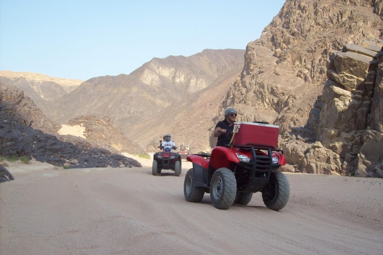 Hurghada: Quad-Abenteuer bei Sonnenaufgang