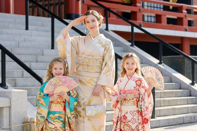 Tokyo: Asakusa Kimono Rental with Hairstyling & Photoshoot Female Basic Packages
