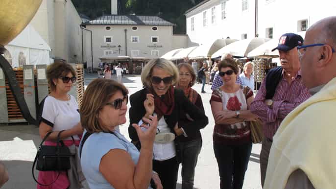 salzburg 2.5hour introductory tour with a historian
