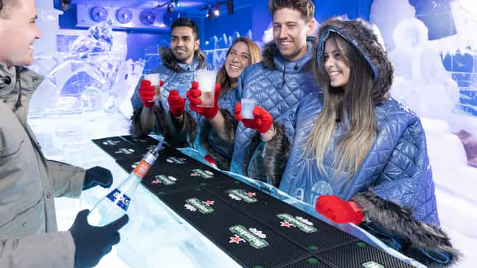 cocktails in der icebar berlin