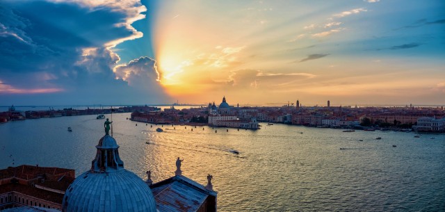 Venetië: panoramische cruise en aperitief bij zonsondergang