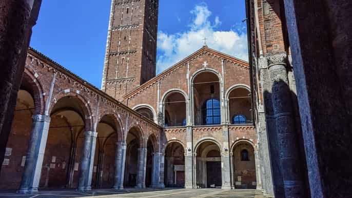 milan guided tour of medieval milan