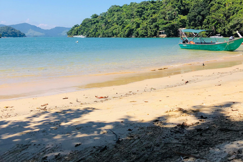 Paraty 3-in-1 Jeep Tour: Beach, Island, and Unmissable Waterfall