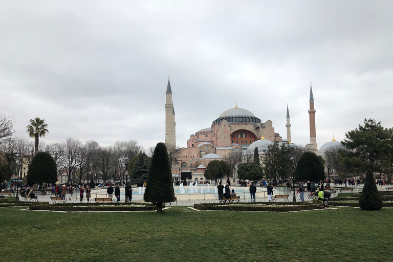 De Kusadasi: viagem de um dia a Istambul com voos