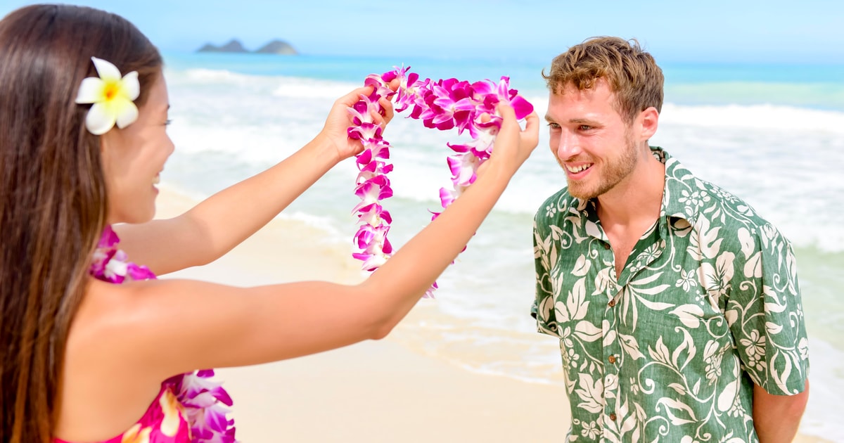 Big Island Kona Airport Honeymoon Lei Greeting GetYourGuide