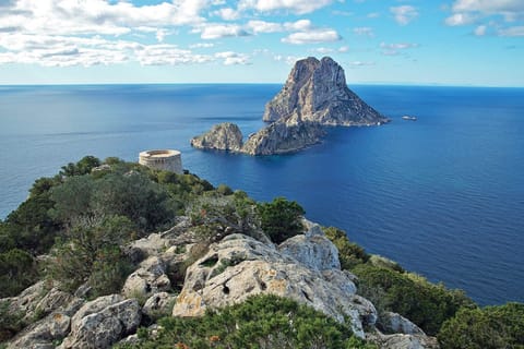 Ibiza: 4-Hour Es Vedrá Cruise