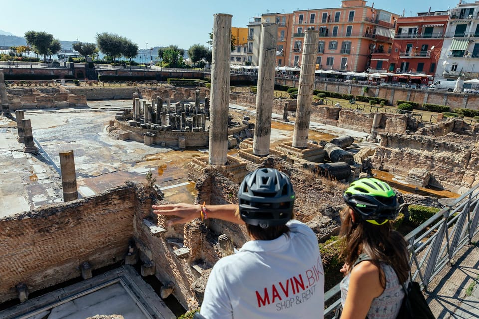 Paseo panor mico en bicicleta el ctrica con vino y comida en un