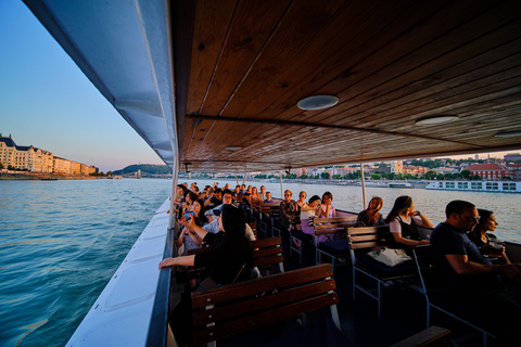 Budapeste: Cruzeiro ao pôr do sol