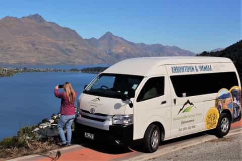 From Queenstown: Local Scenic Tour with Manuka Honey Tasting