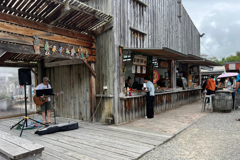 Vanuit Auckland: MATAKANA DORPSMARKT &amp; WIJN/BEELDHOUWKUNST TOUR