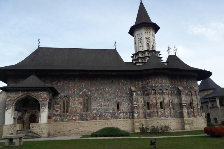 Bucharest: 6-Day Transylvania and Bucovina Experience