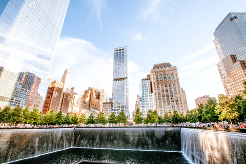 Tour del Memoriale di Ground Zero dell&#039;11 settembre e biglietto opzionale per il Museo dell&#039;11 settembreTour di Ground Zero e ingresso al 9/11 Museum