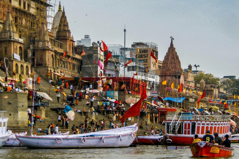 Varanasi: Kulturelle und historische TagestourTransport + Fahrer + Guide