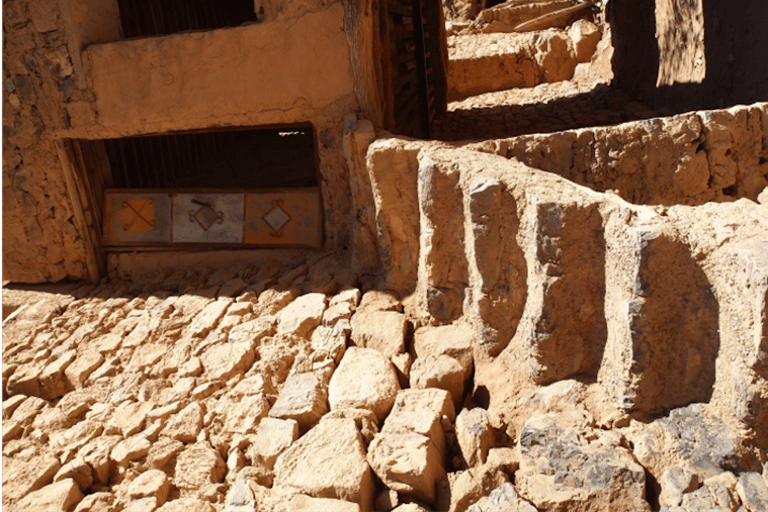 Muscat: Jabal Akhdar Sunset Tour with Picnic Lunch