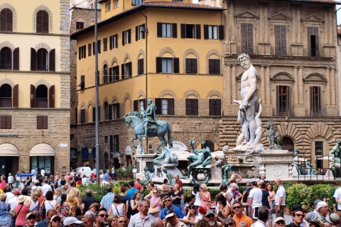 De Rome: train pour Florence et billets coupe-file pour les OfficesAssistante de visite hispanophone