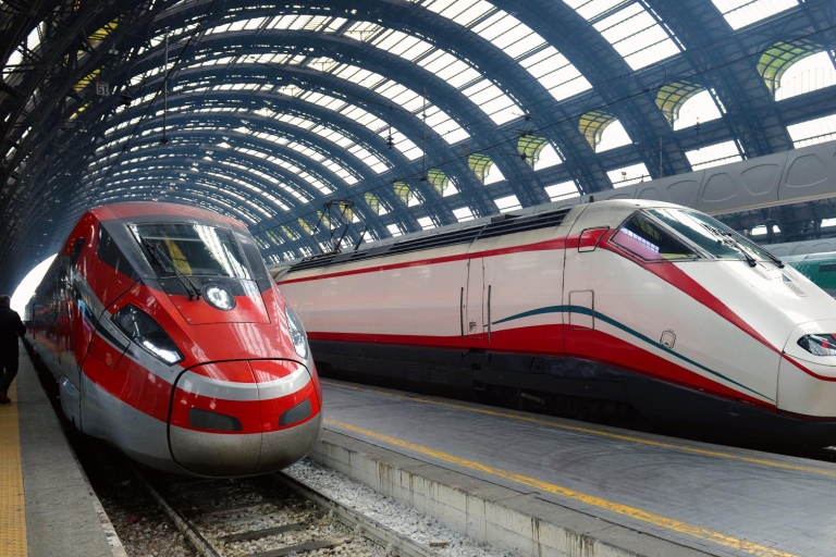 From Rome: Train to Florence & Uffizi Skip-the-Line Tickets Spanish-Speaking Tour Assistant