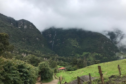 Z Bogoty: wycieczka do wodospadu La Chorrera z posiłkami