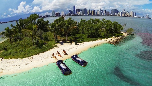 Visit Miami: 1-Hour Jet Ski City Tour in Polihale Beach