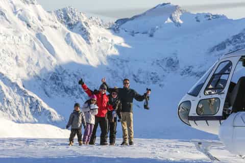 Wanaka: Scenic Flight with Glacier Landing